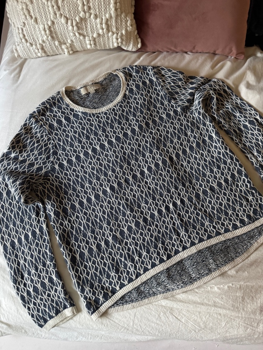 LOFT Navy and Cream Linen Sweatet - Picture 2 of 9